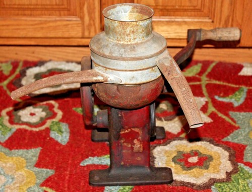 Antique primitive wire spinner - antique,