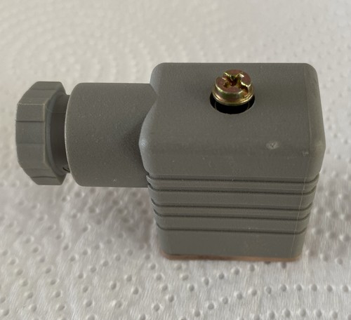 Solenoid valve connector - solenoid,